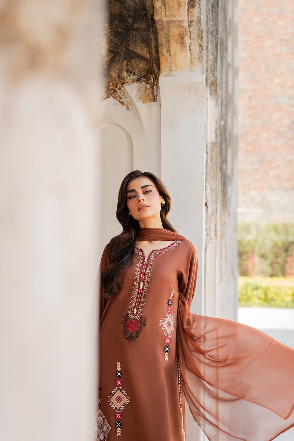 Eshaal | Ready to Ship