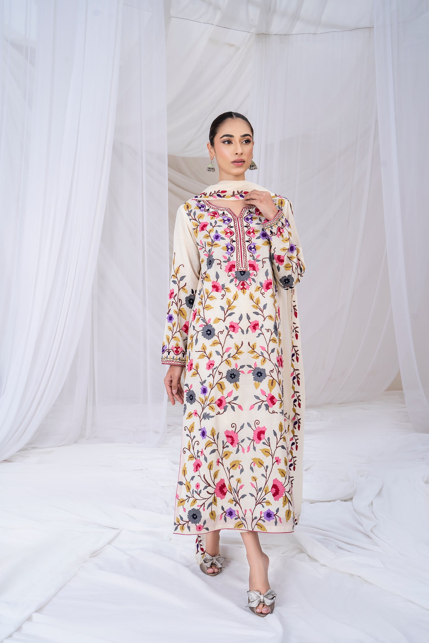 Zakeea | Instant Delivery