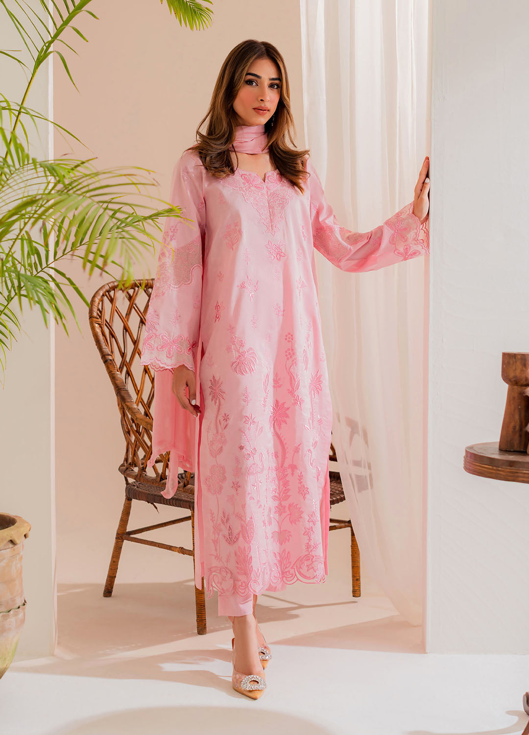 Flora | Instant Delivery