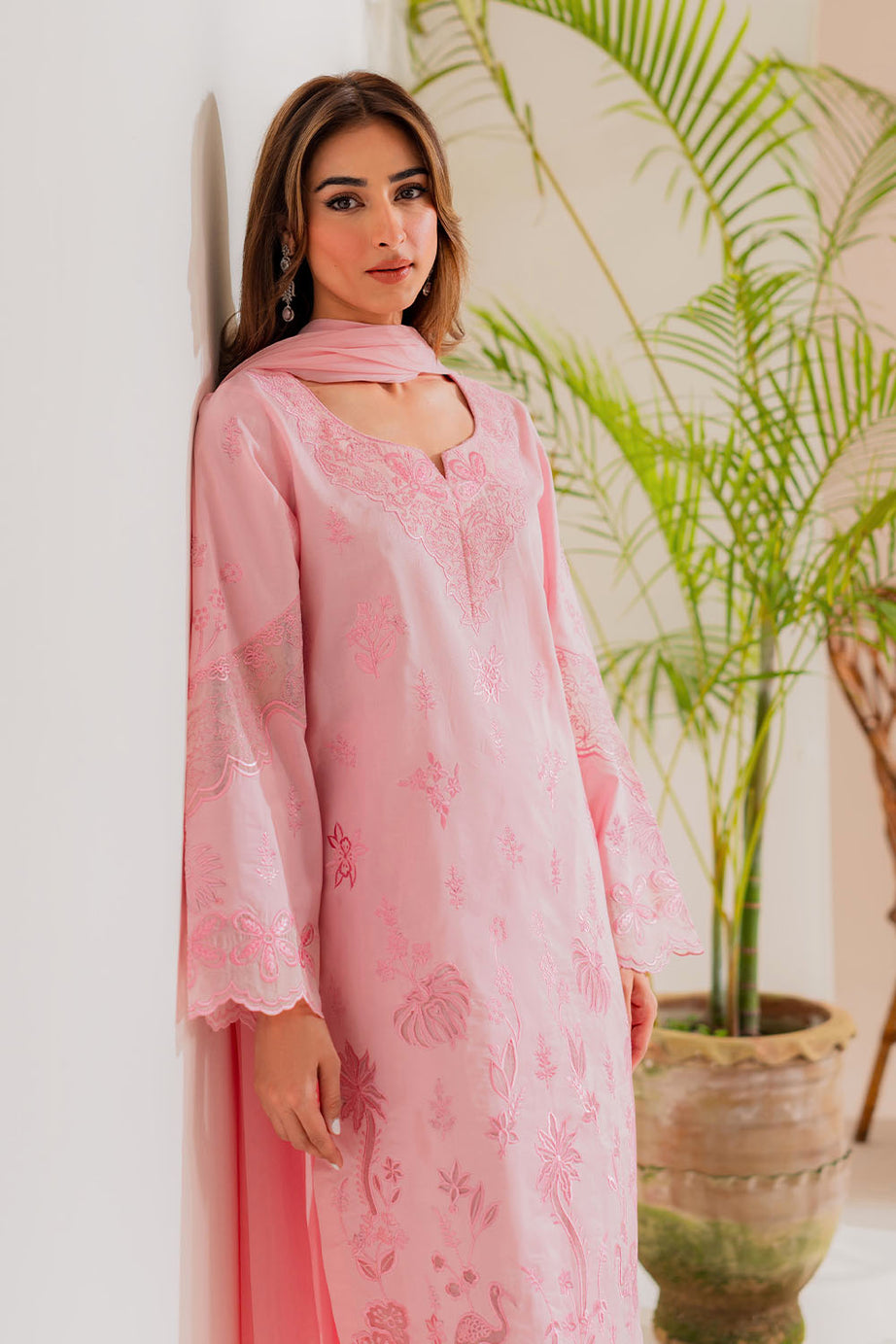 Flora | Instant Delivery