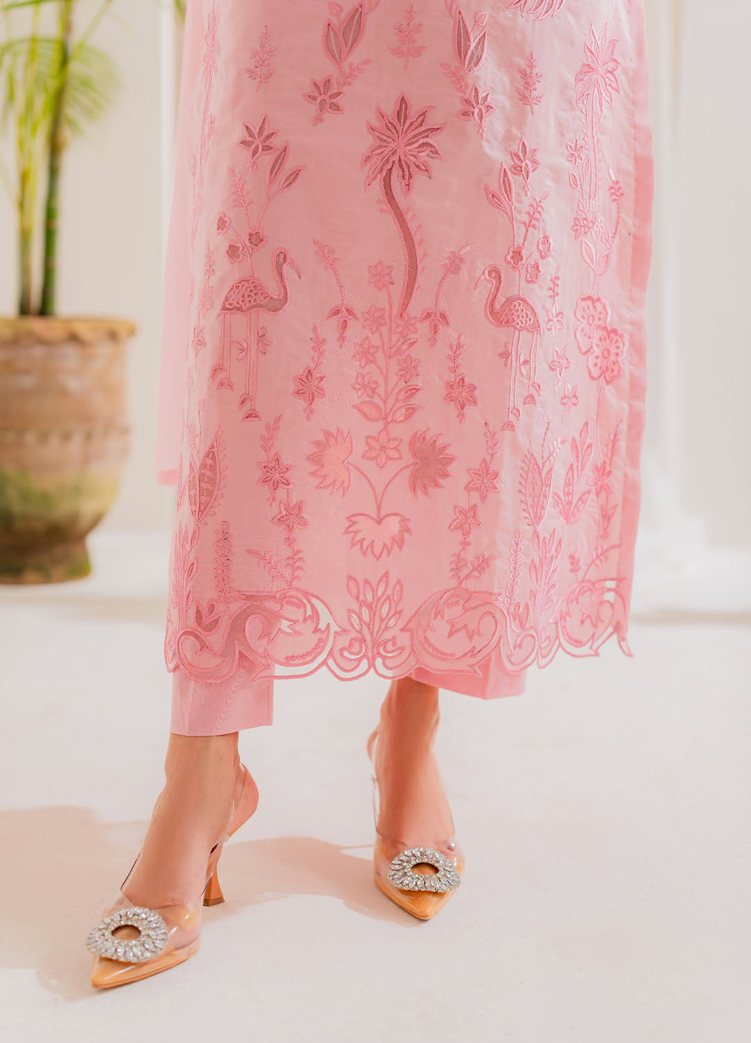 Flora | Instant Delivery