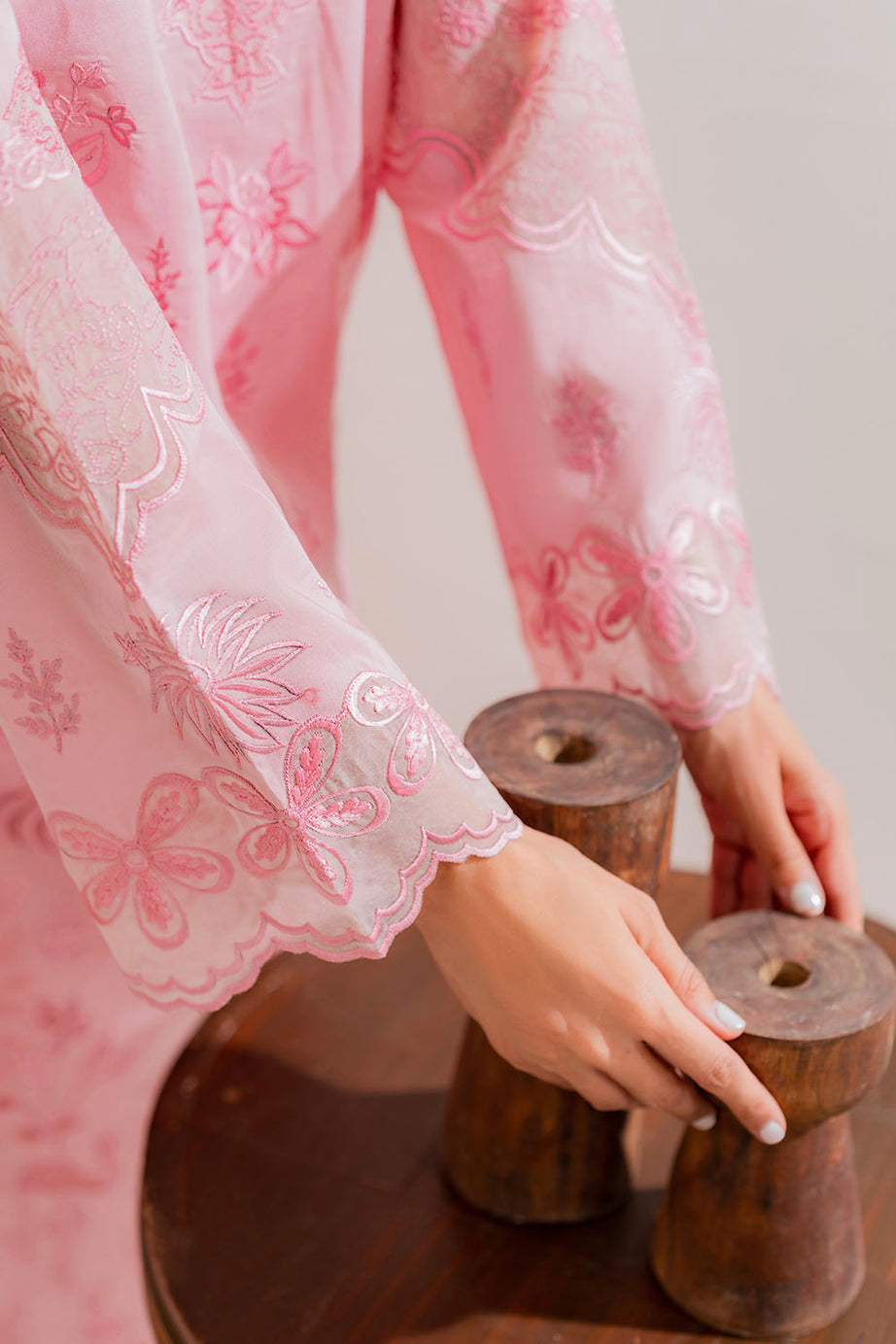 Flora | Instant Delivery