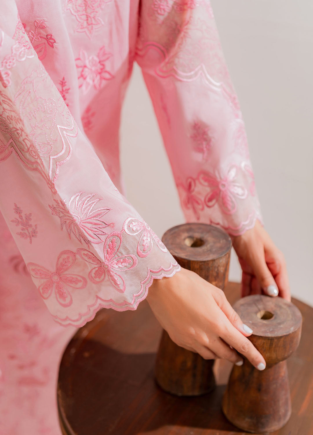 Flora | Instant Delivery