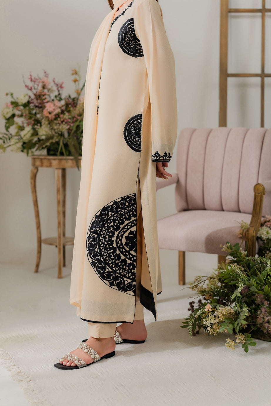 Seemi | Instant Delivery