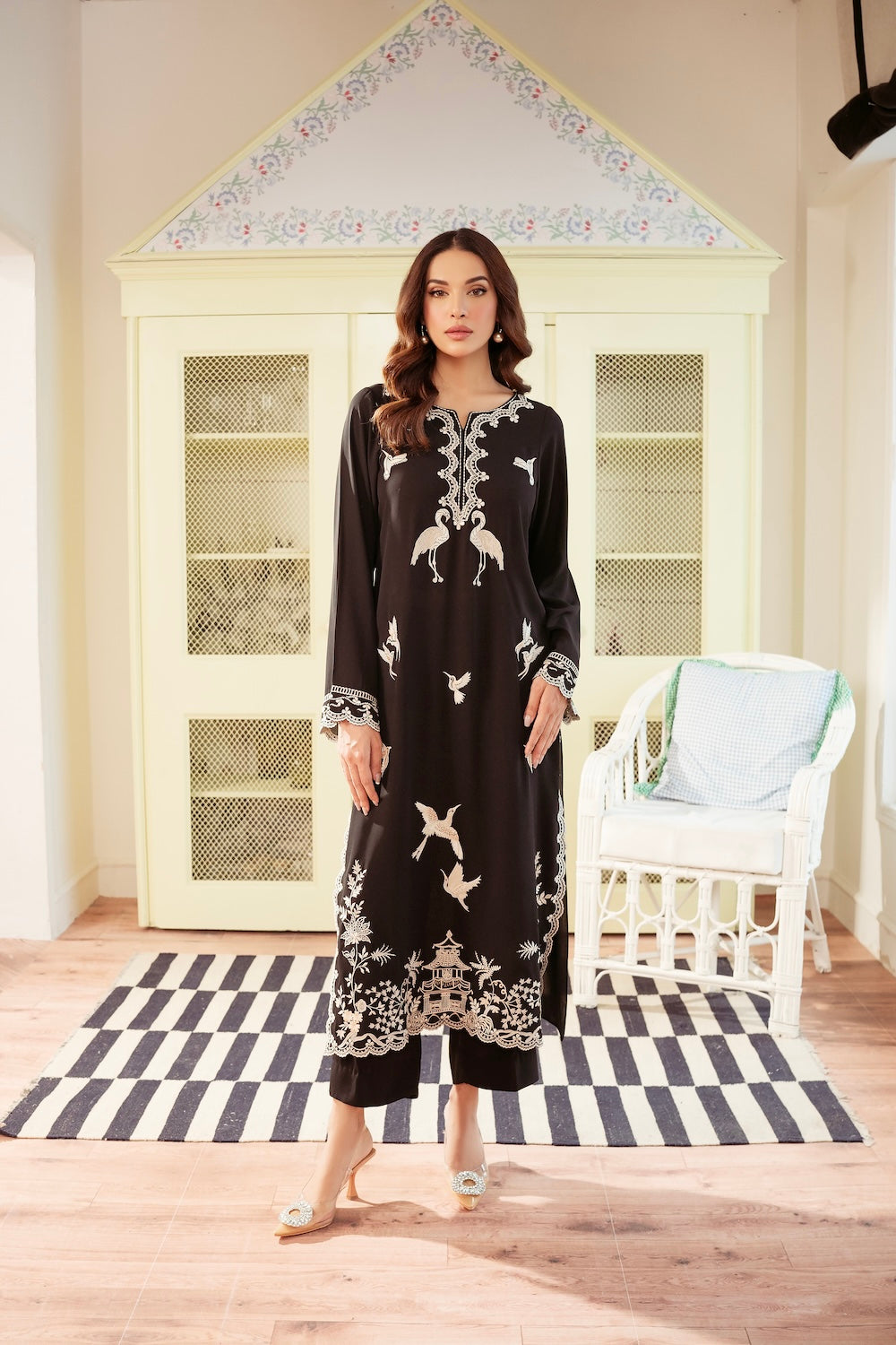 Amavi | Instant Delivery