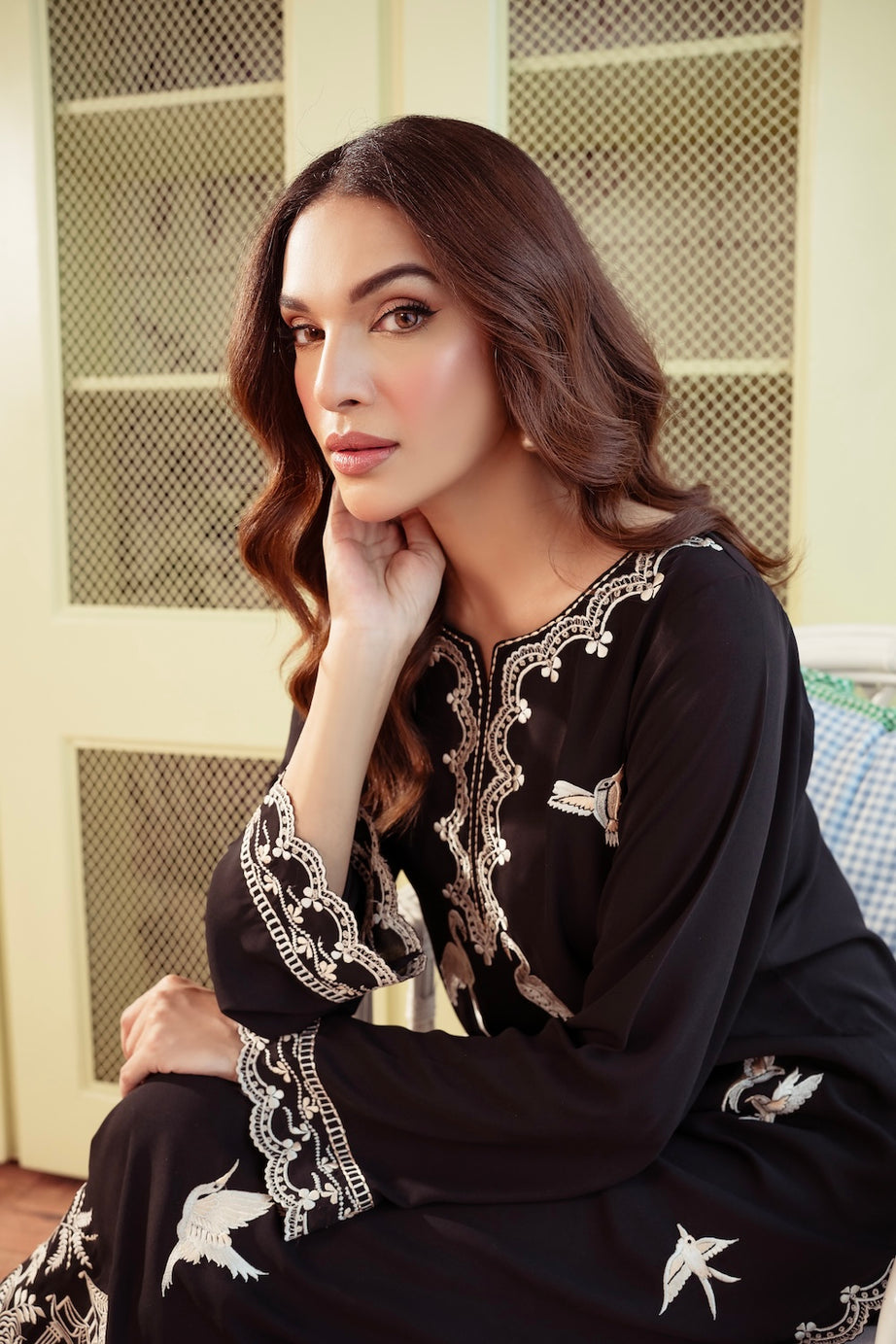 Amavi | Instant Delivery